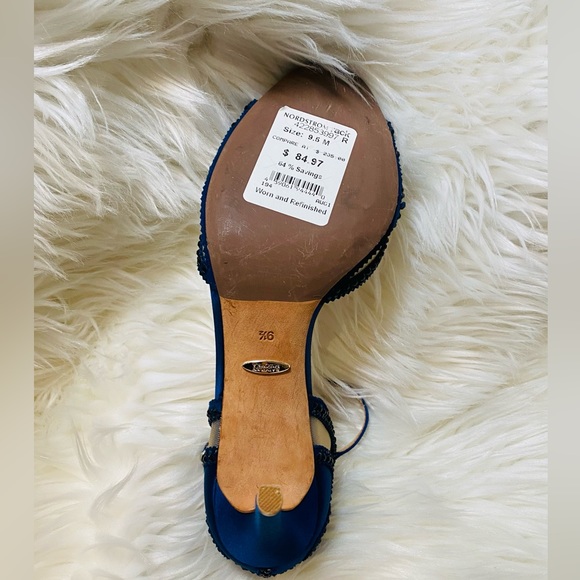 Badgley Mischka Navy Mesh Heels - Picture 3 of 3